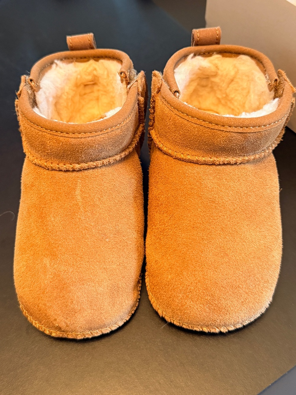 Ugg Classic Ultra Mini baby booties